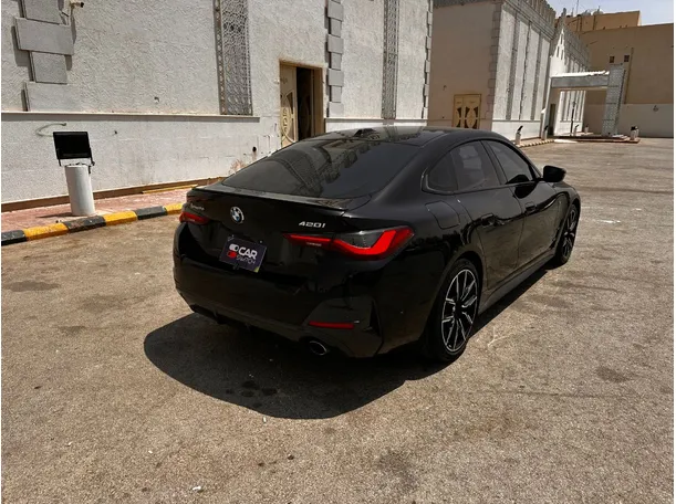Car image 5