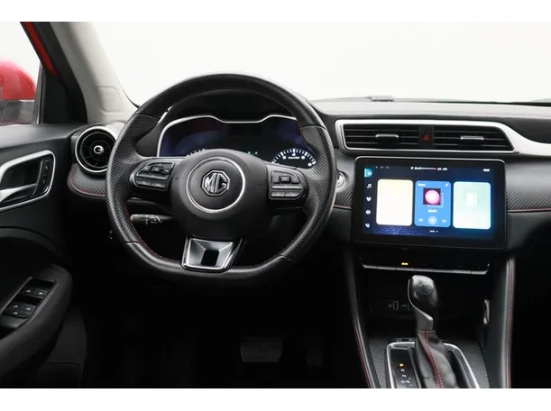 Car image 15