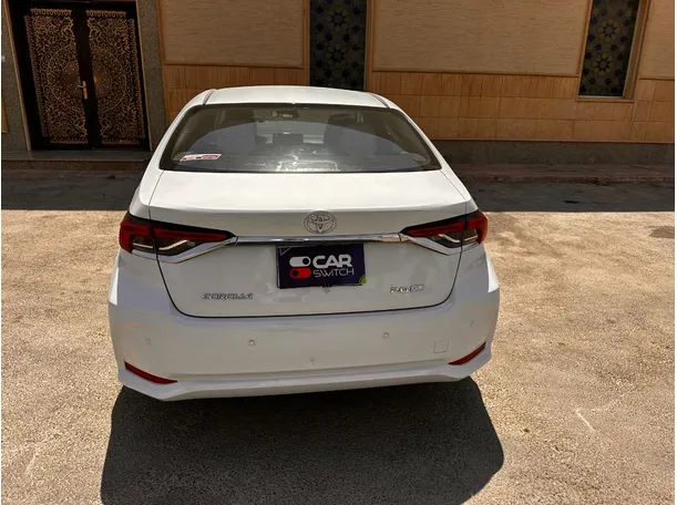 Car image 6