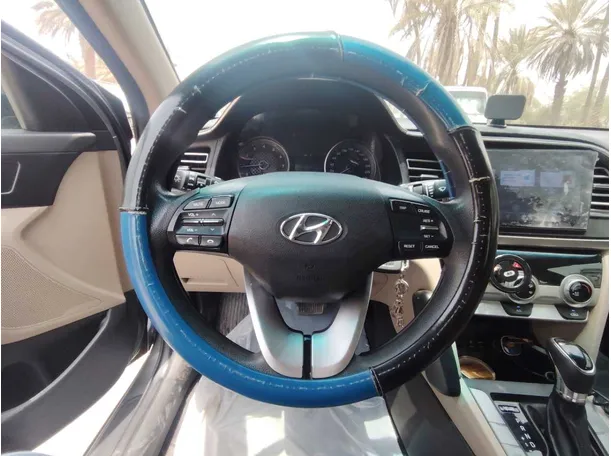 Car image 23