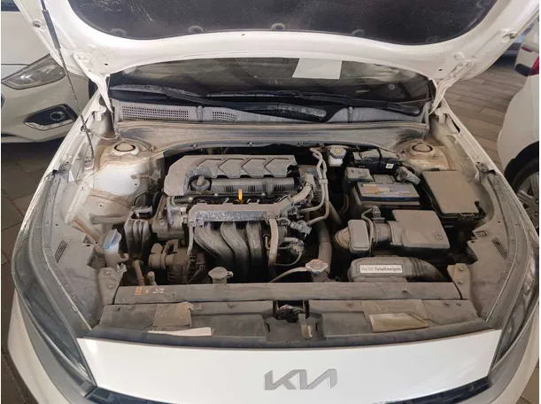 Car image 23