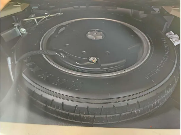 Car image 41