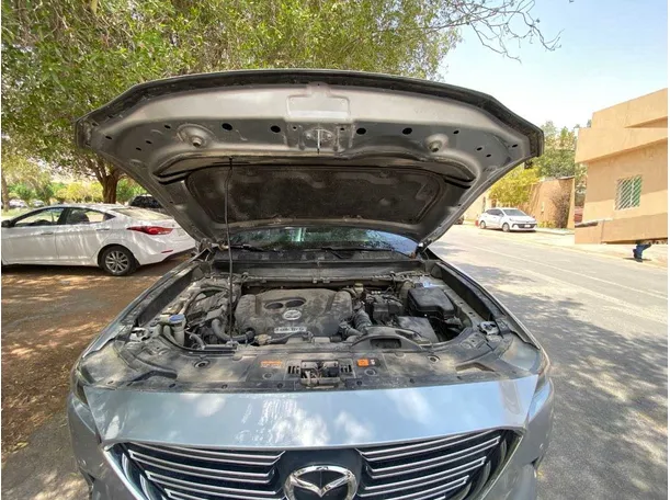 Car image 27