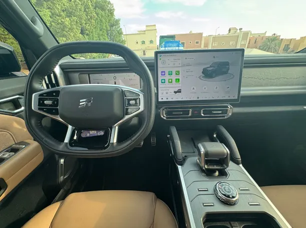 Car image 17
