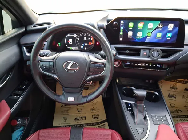 Car image 17