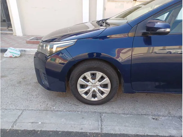 Car image 9