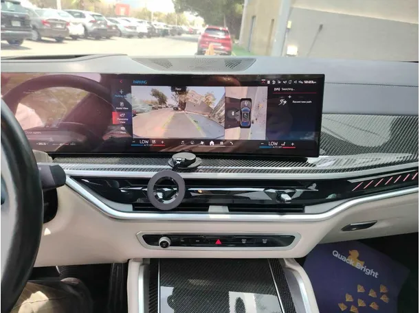 Car image 27
