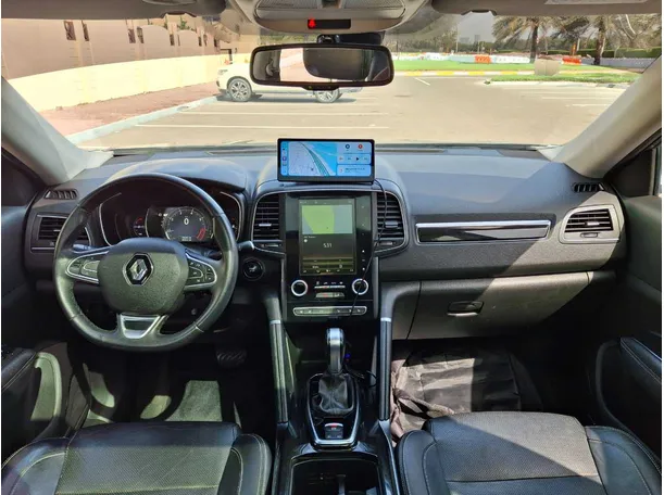 Car image 15