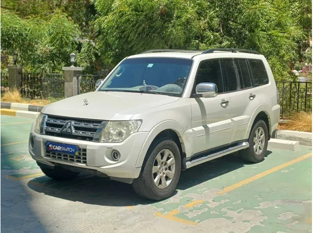 2013 Mitsubishi Pajero in Dubai
