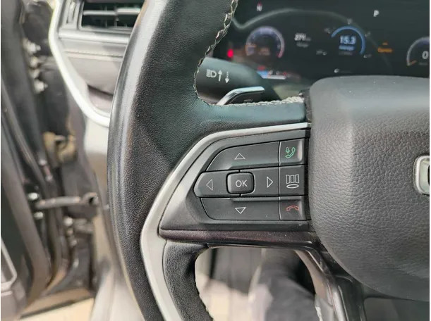 Car image 39