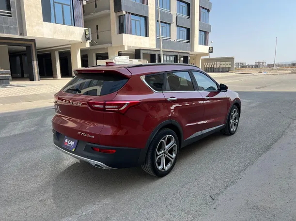 Car image 5