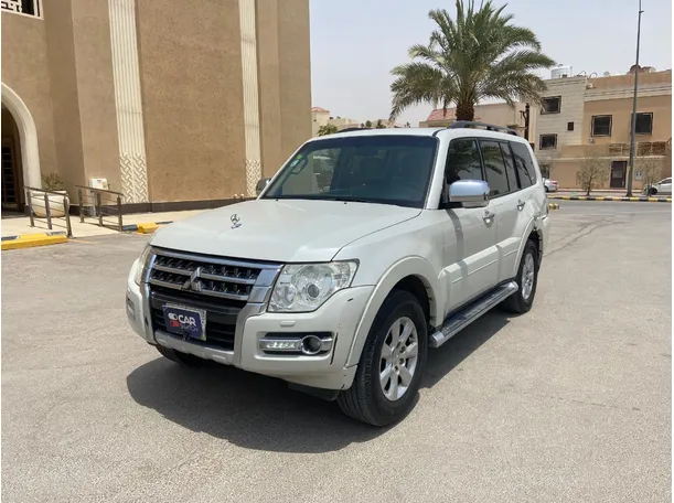 2016 Mitsubishi Pajero in KSA