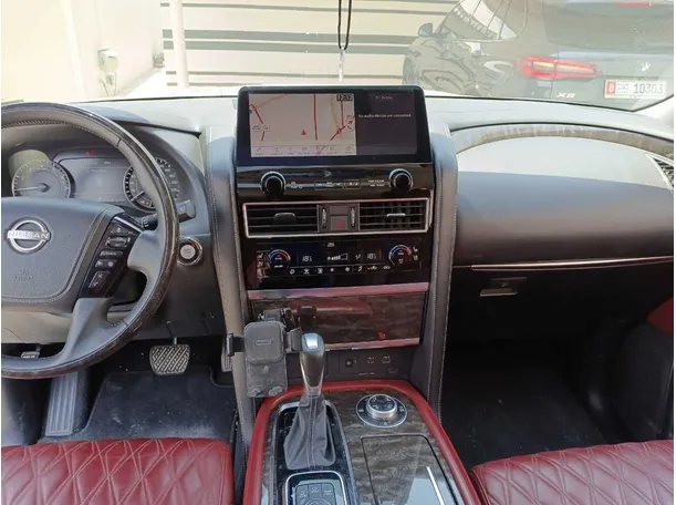 Car image 16