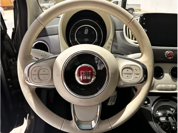 Car image 18