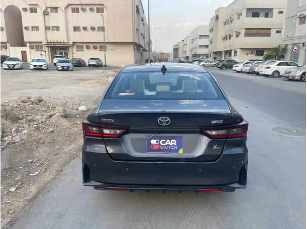 Car image 6