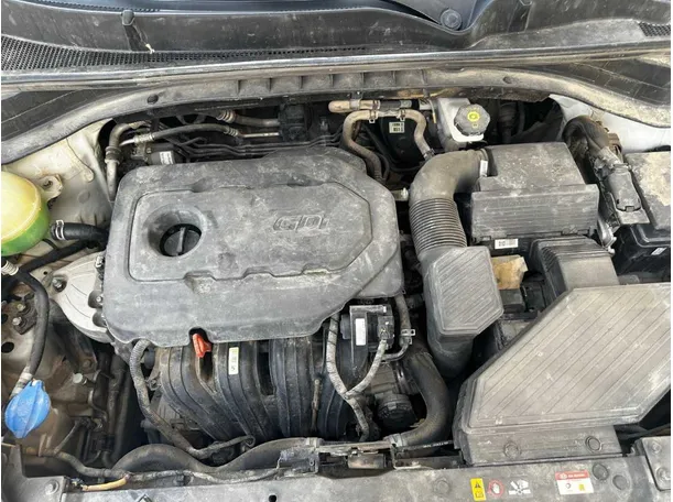 Car image 27