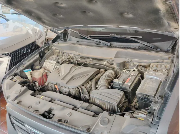 Car image 36
