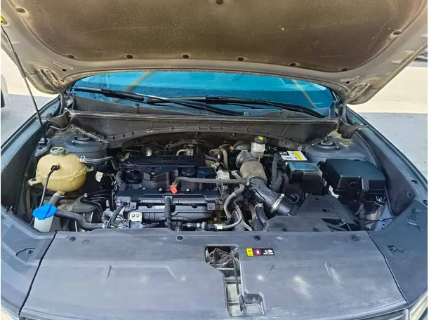 Car image 27