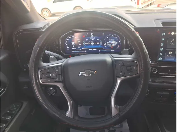 Car image 13