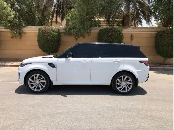 Car image 8