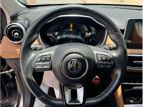 Car image 20