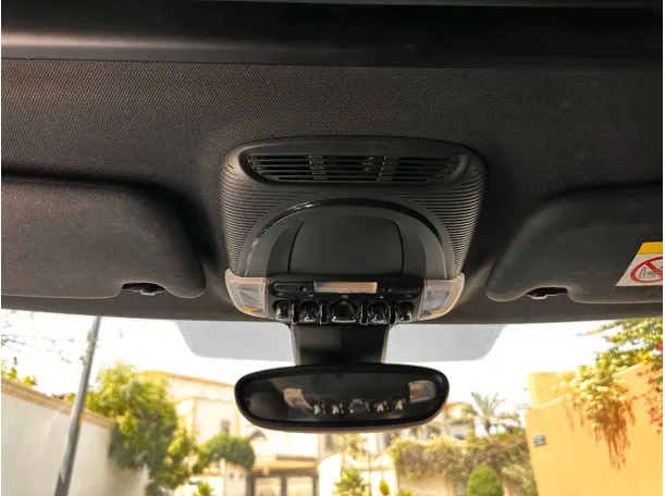 Car image 22