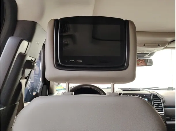 Car image 42