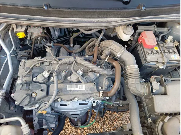 Car image 35