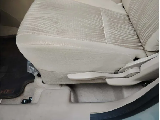 Car image 31