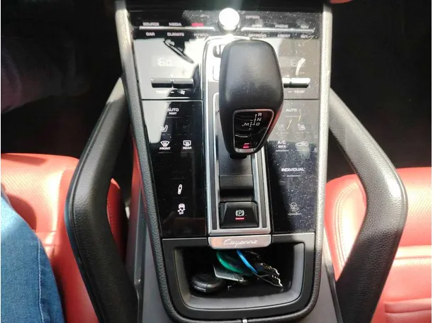 Car image 22