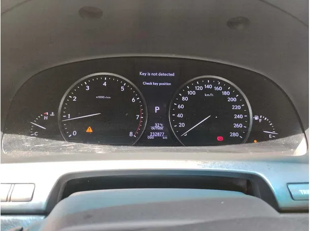Car image 29
