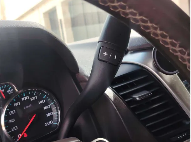 Car image 32