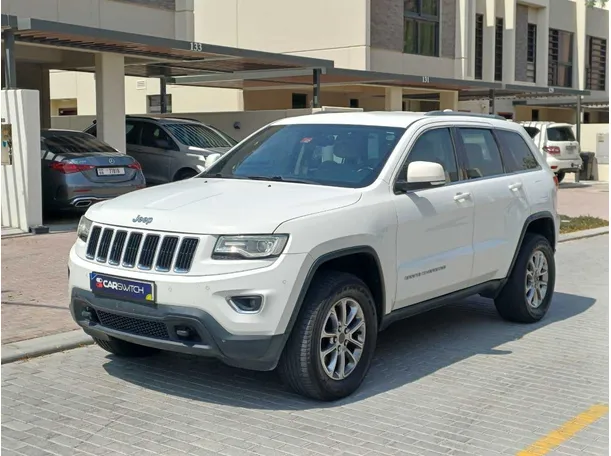 2015 Jeep Grand Cherokee in Dubai