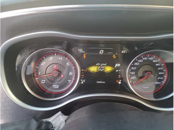 Car image 19