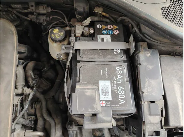 Car image 48