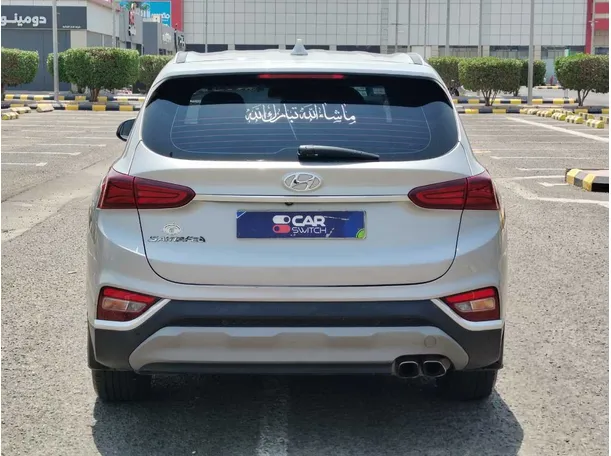Car image 6