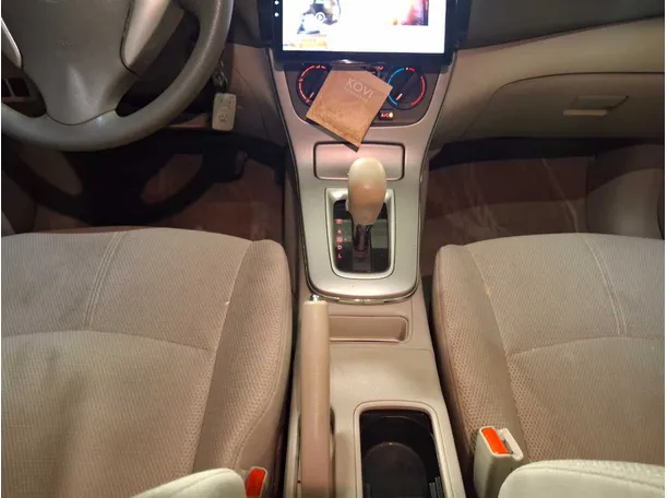 Car image 15