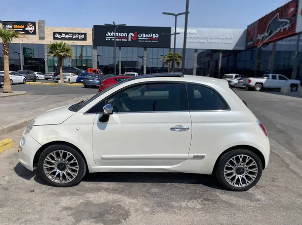 Car image 8
