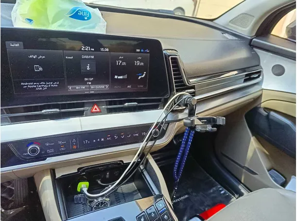 Car image 21
