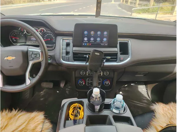 Car image 21