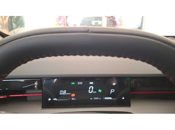 Car image 18