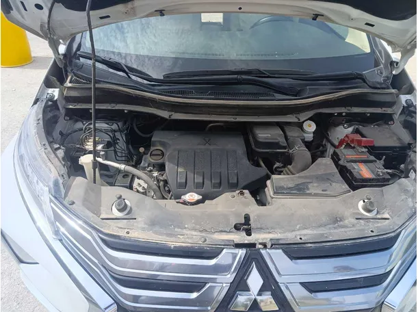 Car image 35