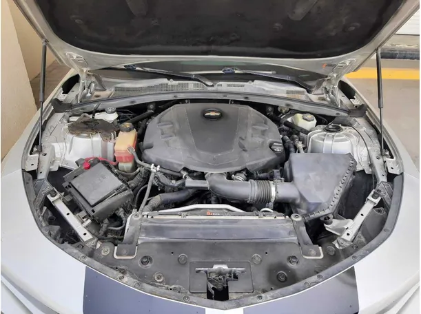 Car image 19