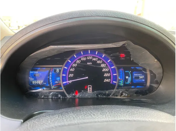 Car image 18
