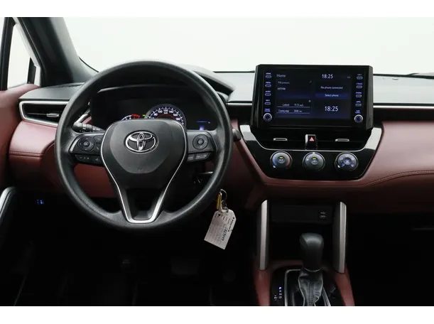 Car image 15