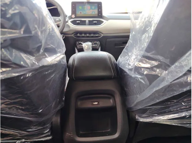 Car image 25