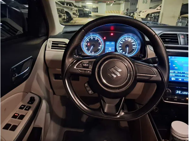 Car image 19