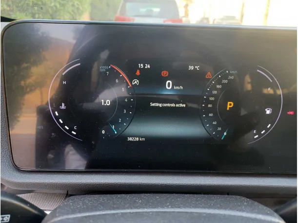 Car image 20
