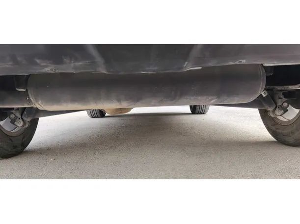Car image 28