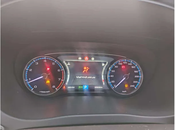 Car image 25